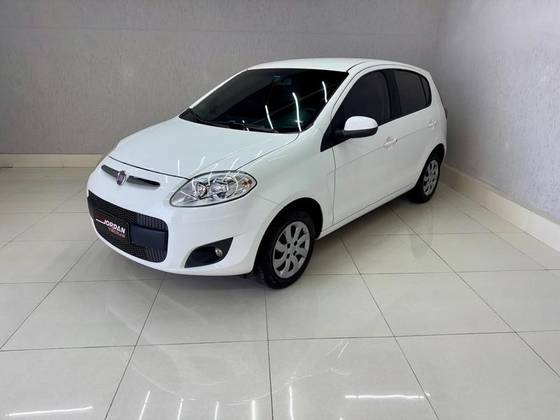 FIAT PALIO 1.4 MPI ATTRACTIVE 8V FLEX 4P MANUAL FIAT PALIO 1.4 MPI ATTRACTIVE 8V FLEX 4P MANUAL